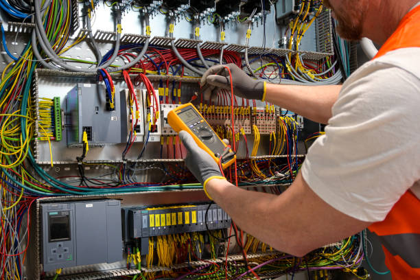 Best Affordable Emergency Electrician  in Reedsburg, WI